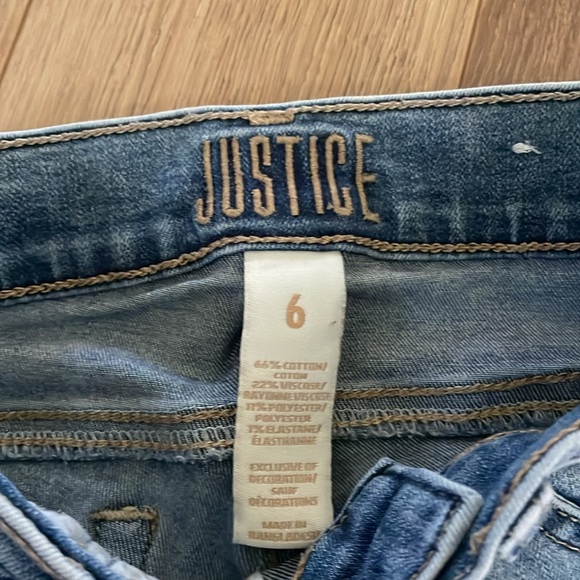 Little girls size 6 jeans Justice - Picture 2 of 2